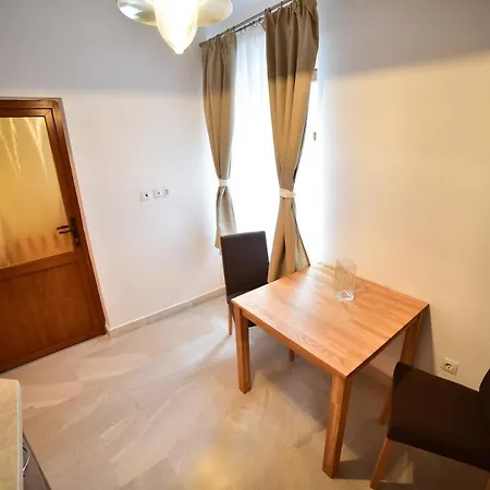 Thalia Apartment